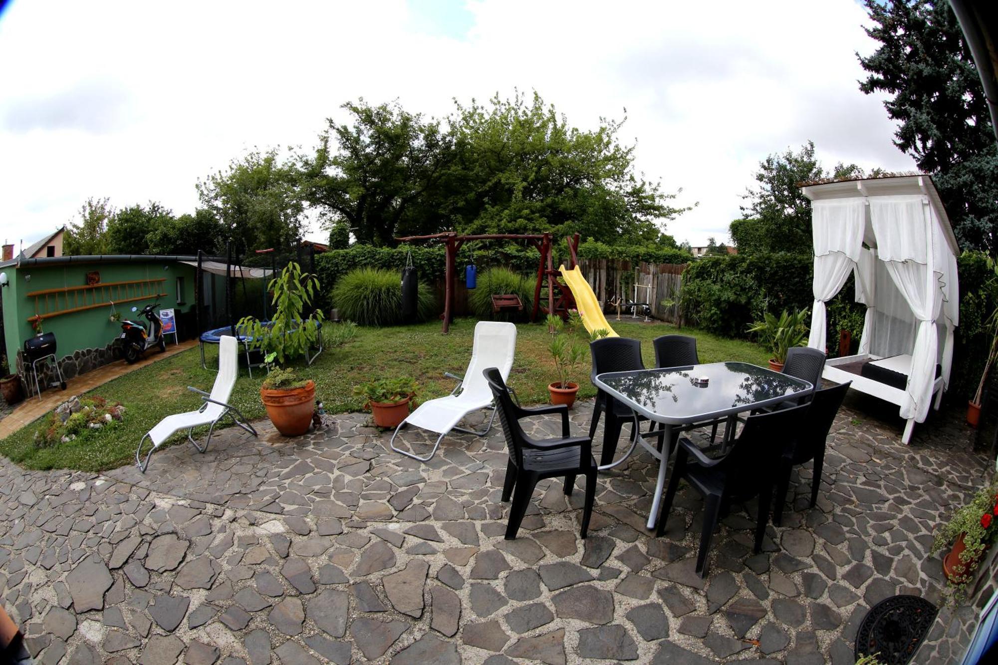 Villa Ametyst Štúrovo Екстериор снимка
